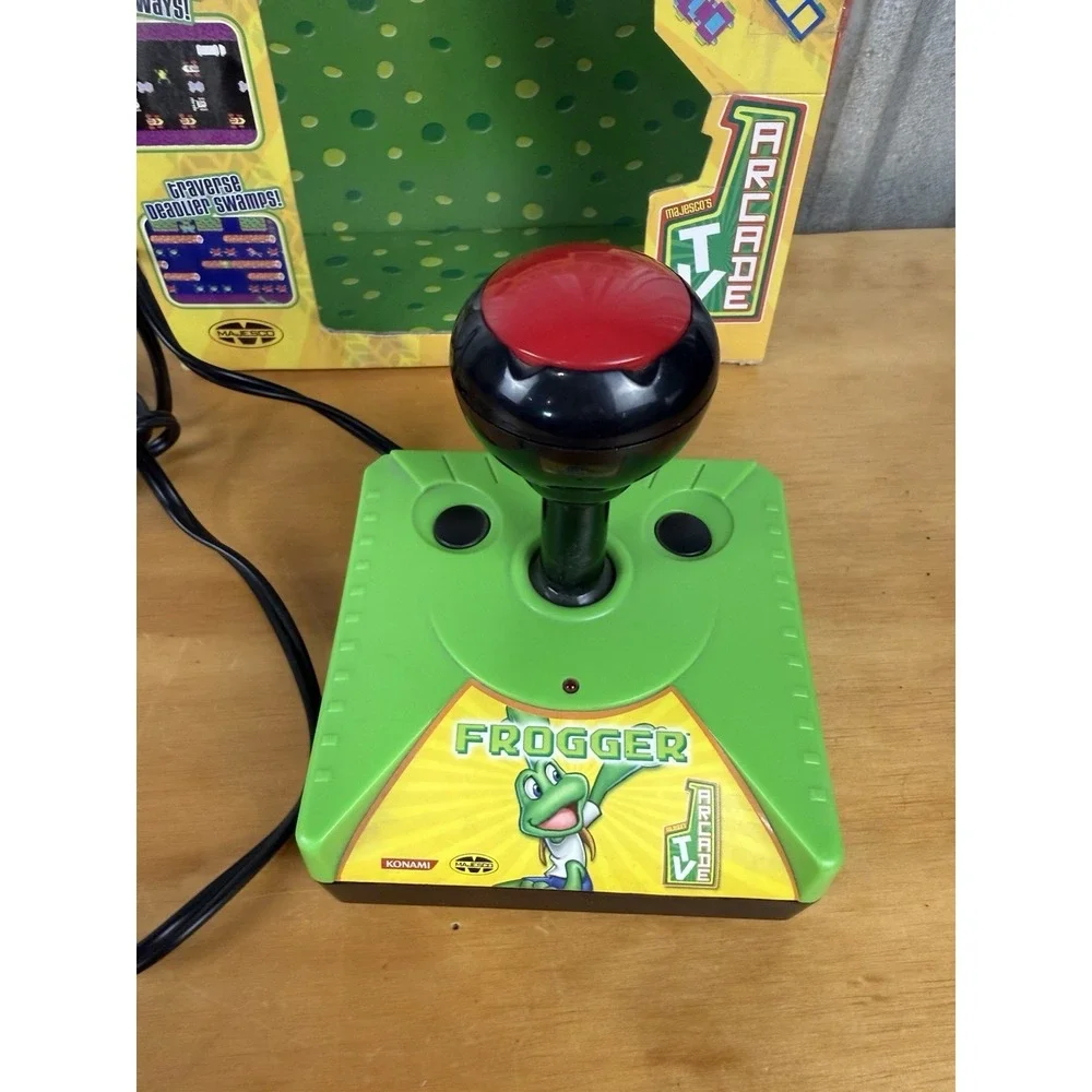 Frogger TV Arcade Plug & Play Retro Game Joystick Open Box Tested 2004 Konami